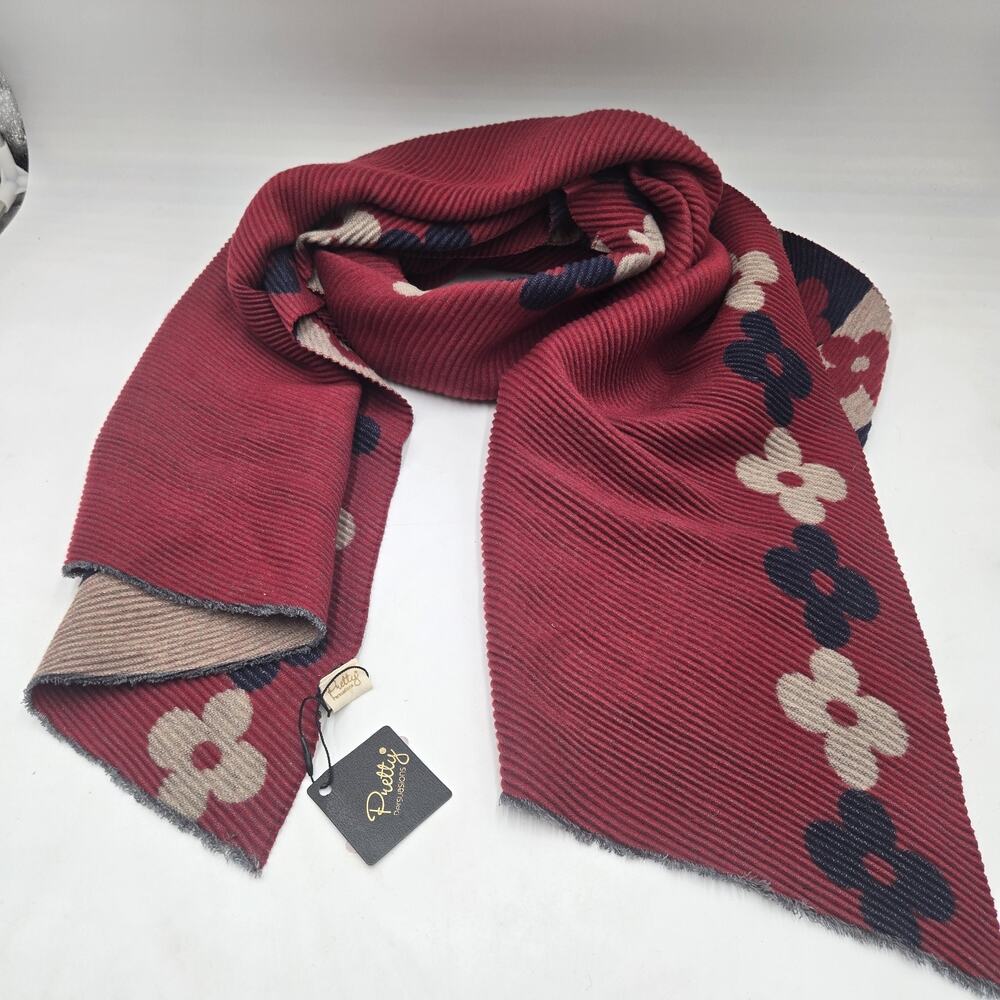 NWT Pretty Persuasions Retro Flower Mod Red Blue Women's Floral Scarf Sendiks